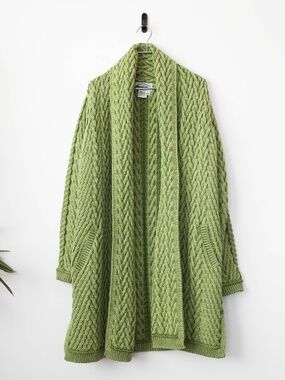 Super Rare Vintage Aran Crafts Ireland 100% Merino Wool Cardigan Sweater EUC